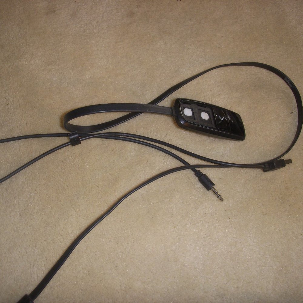 Universal HD Car Audio Adapter